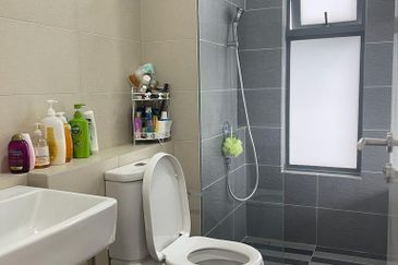 Paloma @ Tropicana Metropark