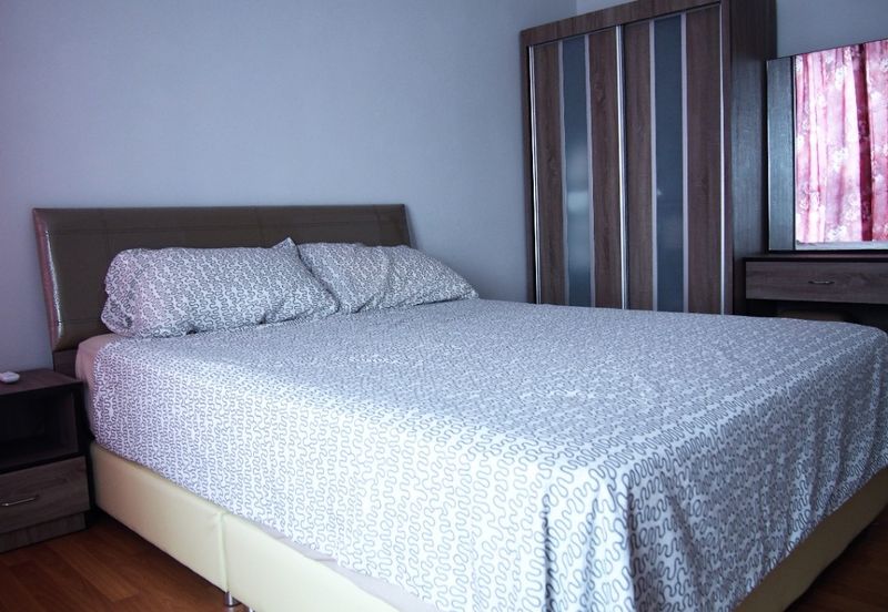 LaCosta, Sunway South Quay