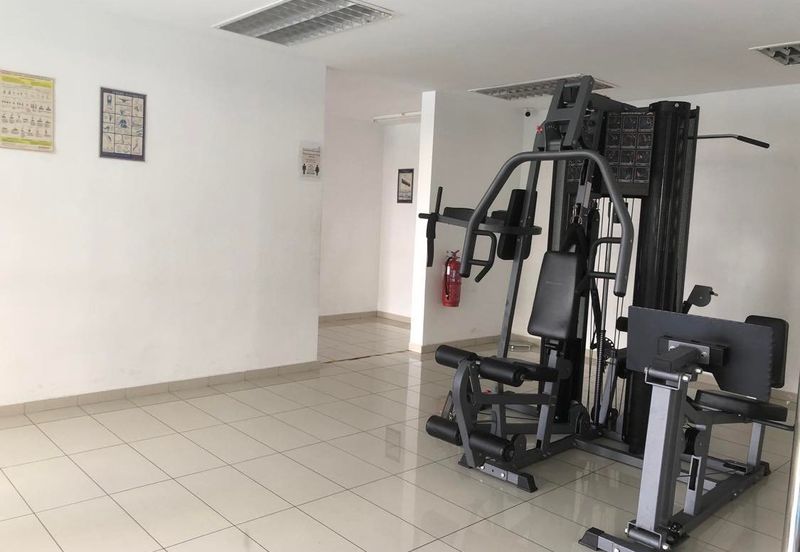 Renai Jelutong Residences