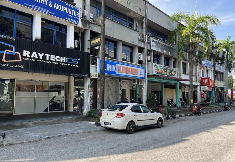 The Glenz @ Glenmarie