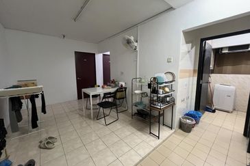 Pangsapuri Damai, Subang Bestari