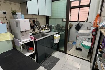 Indah Alam Condominium