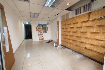 Pusat Komersial Seksyen 7