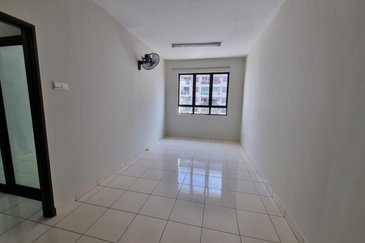 Indah Alam Condominium