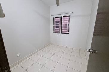 Indah Alam Condominium