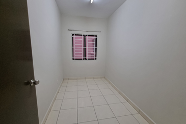 Indah Alam Condominium