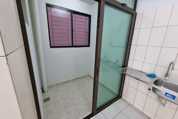 Indah Alam Condominium