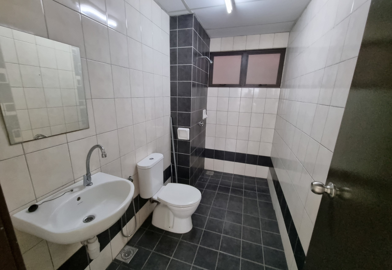 Indah Alam Condominium