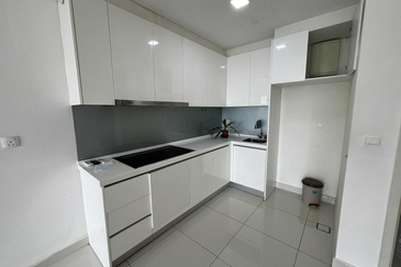 Pandora @ Tropicana Metropark