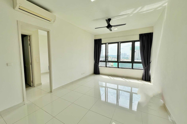 Pandora @ Tropicana Metropark