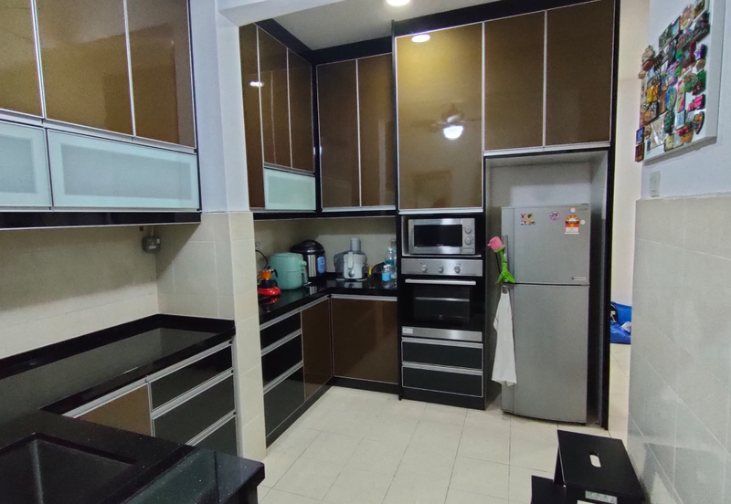 Kristal Heights, Shah Alam