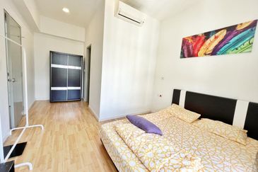 Suria Residence by Sunsuria