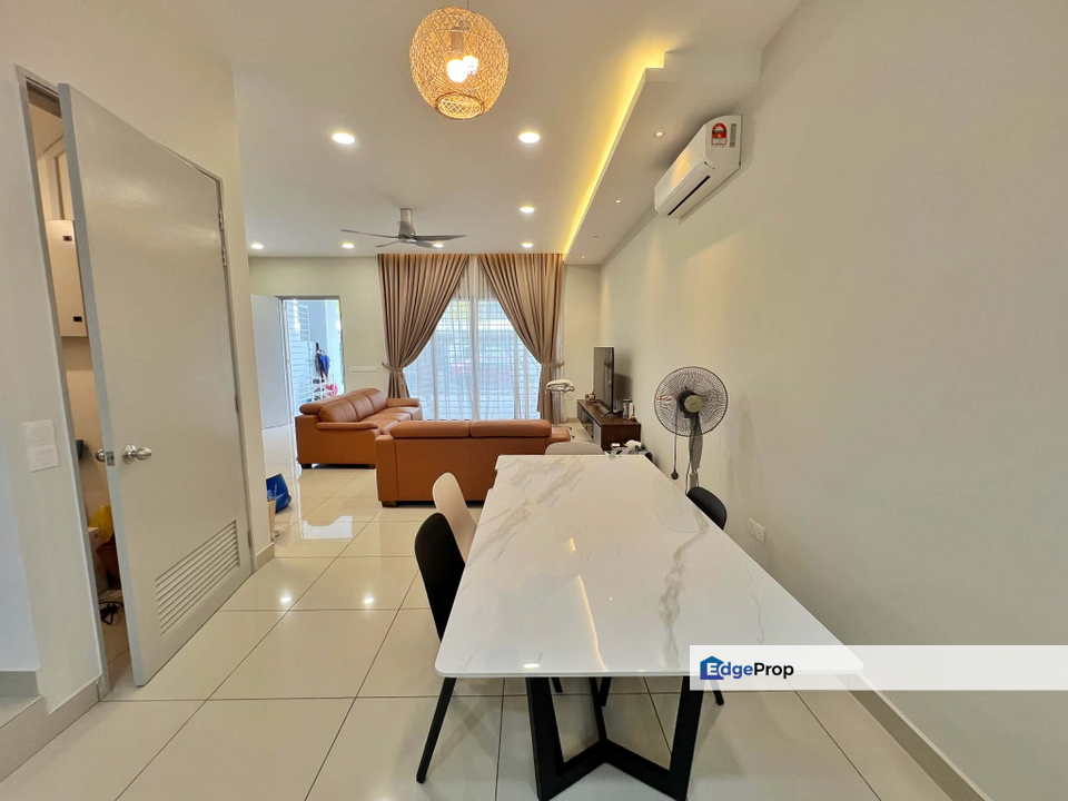 Rimbayu Swans, Telok Panglima Garang, Selangor, Selangor, Telok Panglima Garang