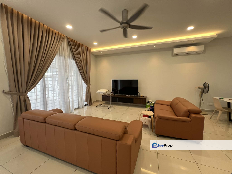 Rimbayu Swans, Telok Panglima Garang, Selangor, Selangor, Telok Panglima Garang