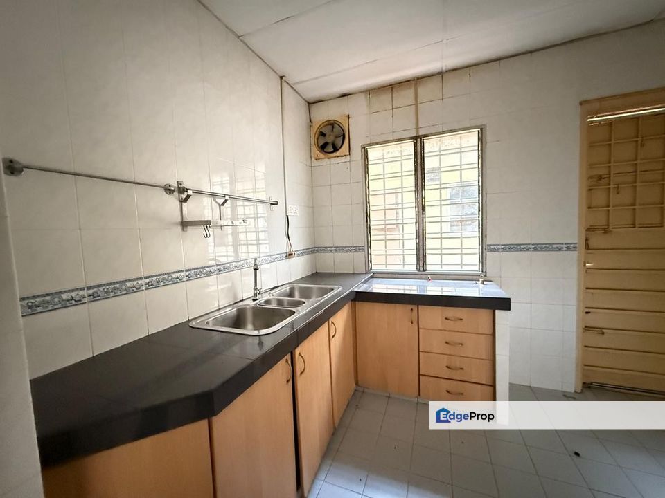 Anggerik Liparis, Kota Kemuning, Selangor, Selangor, Kota Kemuning