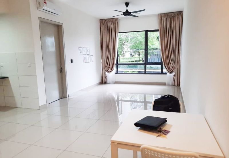 Paloma @ Tropicana Metropark