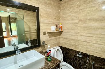 Sri Alam Condominium