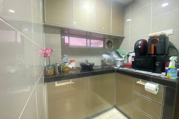 Indah Alam Condominium