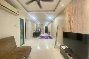 Indah Alam Condominium