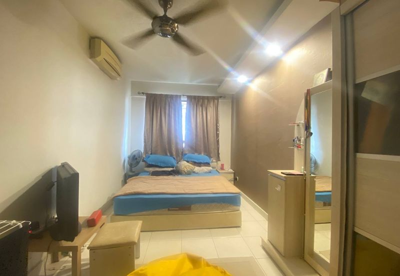 Indah Alam Condominium