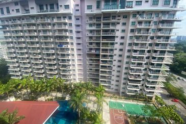 Indah Alam Condominium