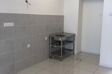 The Glenz @ Glenmarie