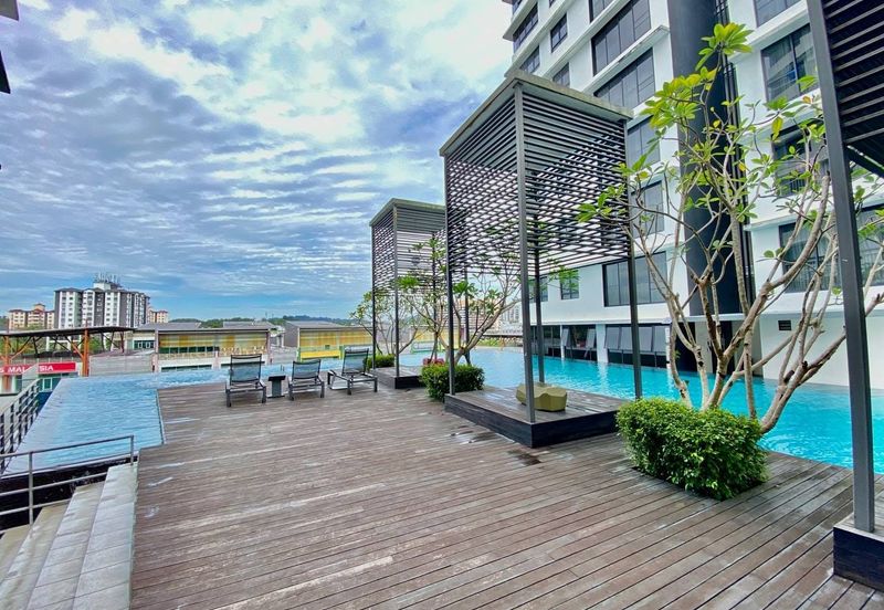 Renai Jelutong Residences