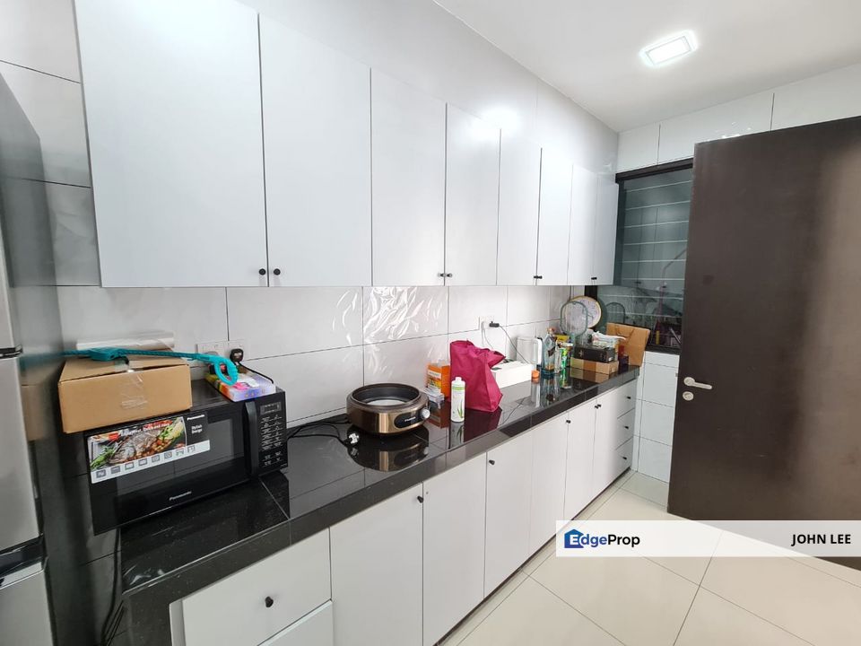 Laman Granview Saujana Puchong 3 Storey Semi D, Selangor, Puchong South