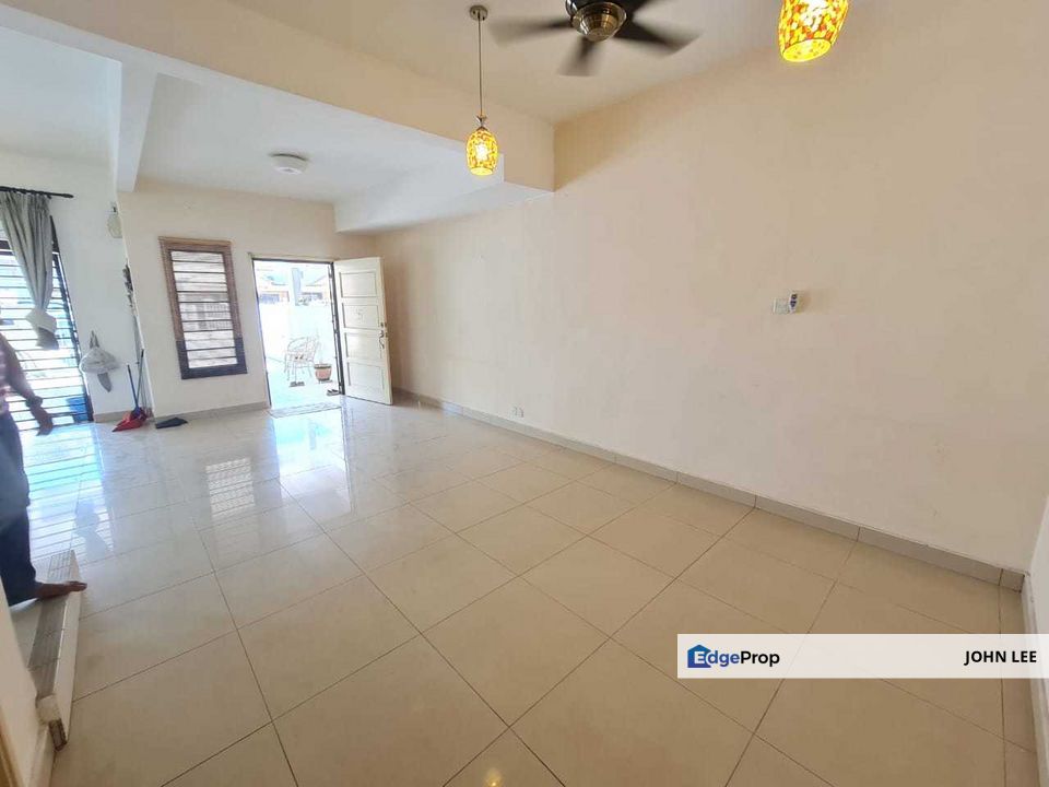 Lakeside Residences Bandar Metro Puchong Phase 1, Selangor, Puchong