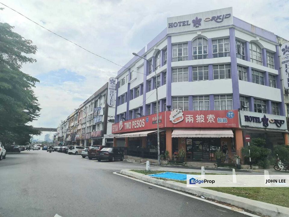 Bandar Puchong Jaya Jalan Kenari, Selangor, Puchong