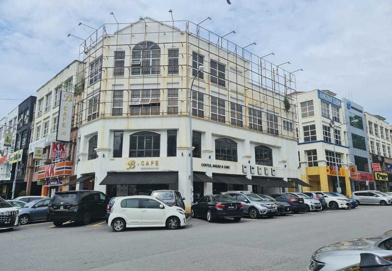 Bandar Puchong Jaya Jalan Kenari