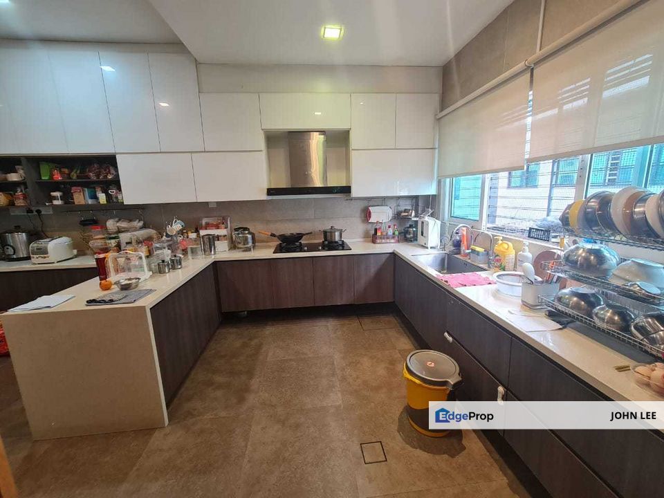 Putra Impiana Corner, Selangor, Puchong