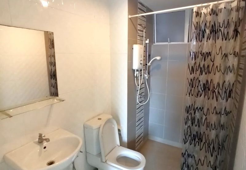 The Zest @ Kinrara 9