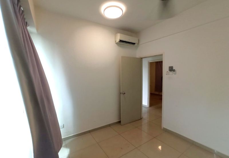 The Zest @ Kinrara 9