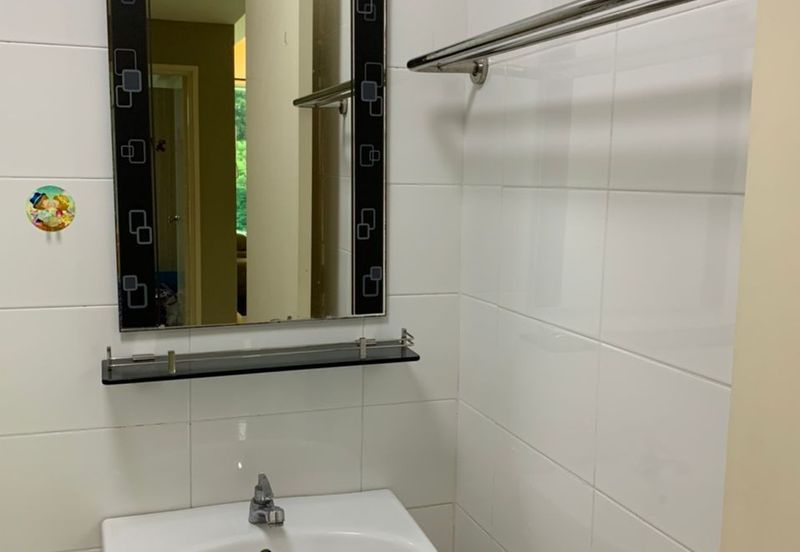 The Zest @ Kinrara 9