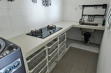 The Zest @ Kinrara 9