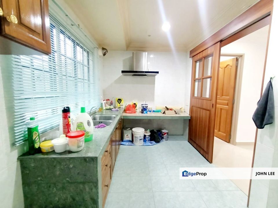 Bandar Puchong Jaya Jalan Bangau Corner, Selangor, Puchong