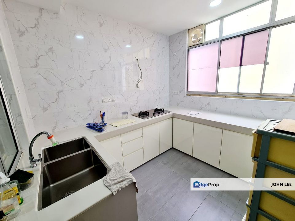 Koi Tropika, Selangor, Bandar Puteri Puchong