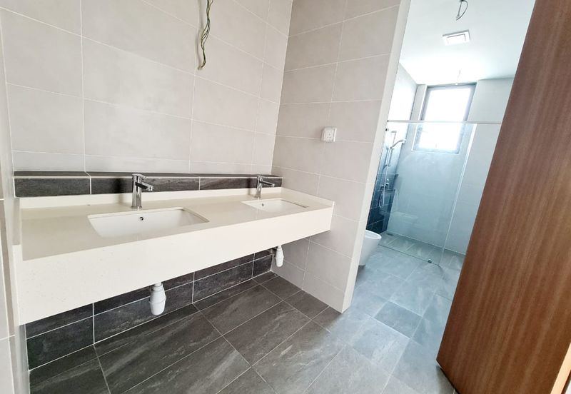 Taman Puchong Legenda