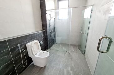 Taman Puchong Legenda