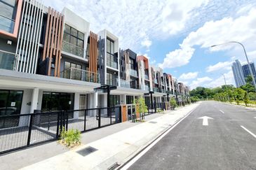 Taman Puchong Legenda