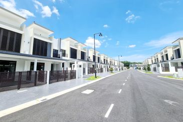 Legasi 2 , Bandar Kinrara