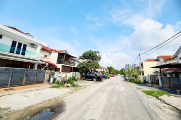 Taman Puchong Tekali