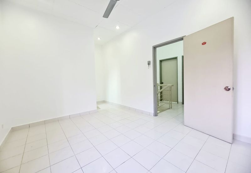 Taman Puchong Tekali