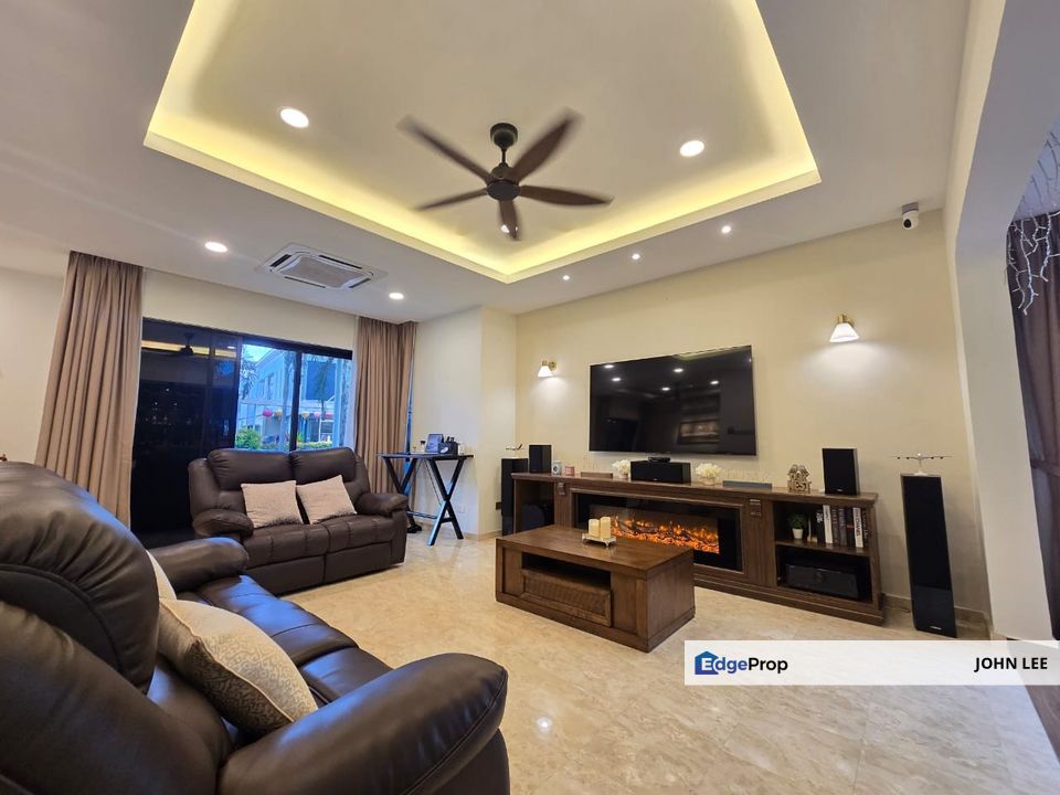 Lake Edge Puchong 2 Storey Semi D House for Sale Land size 50x90 4500sf Good Living Environment Good Location Easy Access LDP, Selangor, Puchong