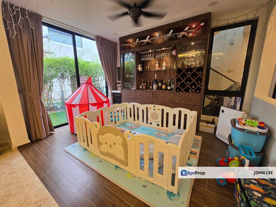 Lake Edge Puchong 2 Storey Semi D House for Sale Land size 50x90 4500sf Good Living Environment Good Location Easy Access LDP, Selangor, Puchong