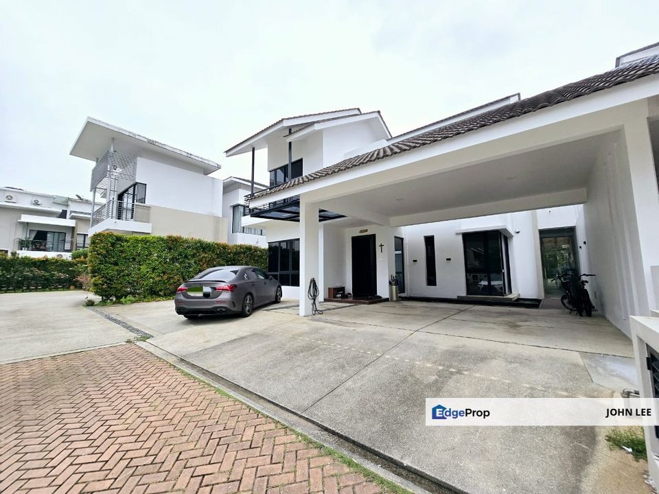 Lake Edge Puchong 2 Storey Semi D House for Sale Land size 50x90 4500sf Good Living Environment Good Location Easy Access LDP, Selangor, Puchong