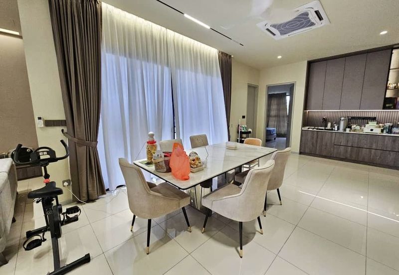 Bromelia Bukit Puchong