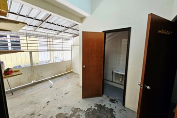 Taman Impian Indah (Paragon Heights)