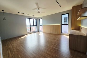 Bromelia Bukit Puchong